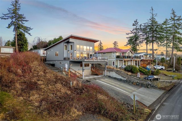 7444 Jackson Road, Blaine, WA 98230