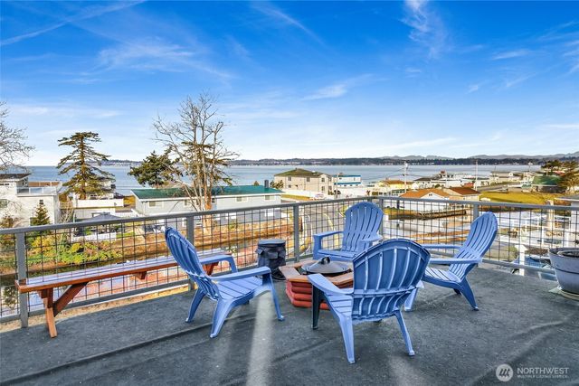 7444 Jackson Road, Blaine, WA 98230