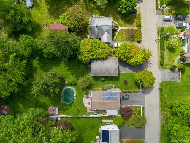 19 Lakeland Avenue, Mohegan Lake, NY 10547