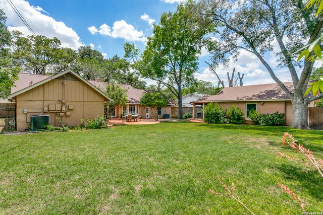 2219 Woodmen, San Antonio, TX 78209