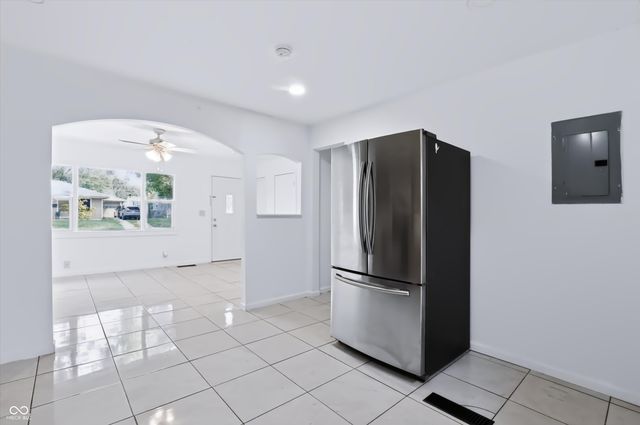 4001 Kalmar Drive, Indianapolis, IN 46222
