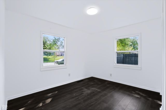 4001 Kalmar Drive, Indianapolis, IN 46222