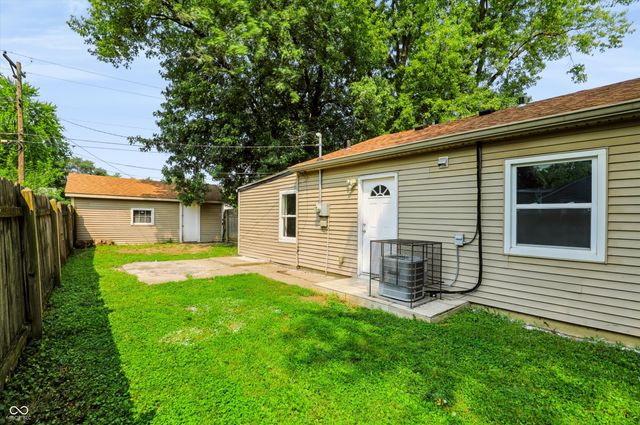 4001 Kalmar Drive, Indianapolis, IN 46222