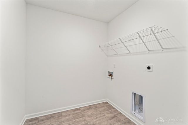 107 Evergreen Way, Brookville, OH 45309