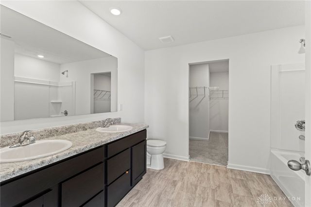 107 Evergreen Way, Brookville, OH 45309