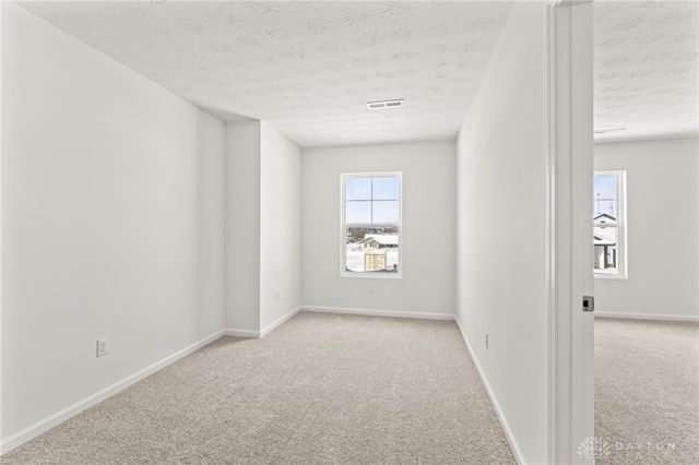 107 Evergreen Way, Brookville, OH 45309