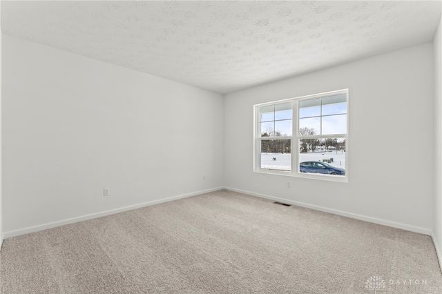 107 Evergreen Way, Brookville, OH 45309