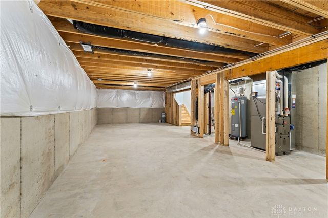 107 Evergreen Way, Brookville, OH 45309