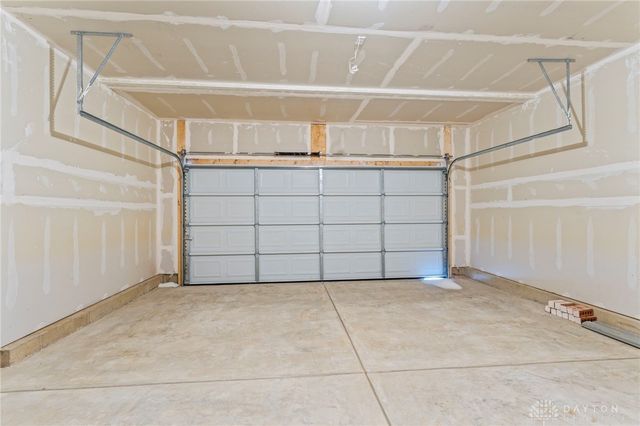 107 Evergreen Way, Brookville, OH 45309