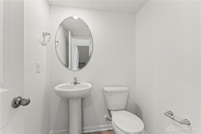 107 Evergreen Way, Brookville, OH 45309