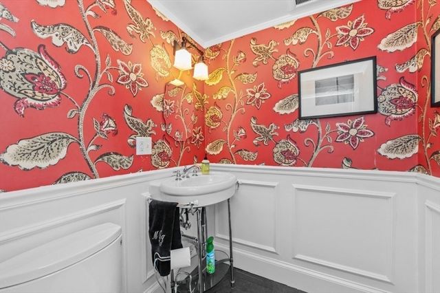 90 Leicester, Boston, MA 02135