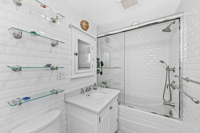 90 Leicester, Boston, MA 02135