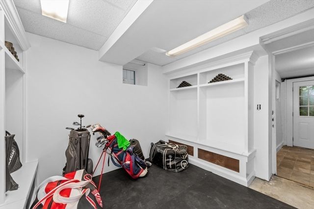 90 Leicester, Boston, MA 02135