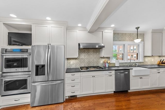 90 Leicester, Boston, MA 02135