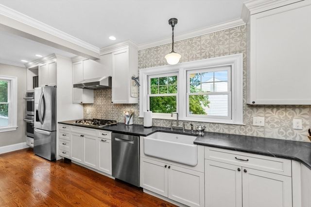 90 Leicester, Boston, MA 02135