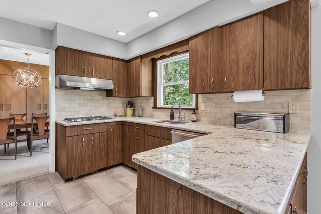 147 Highland Avenue, Metuchen, NJ 08840