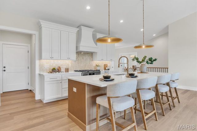 2208 Valleyview Drive, Barnhart, MO 63012