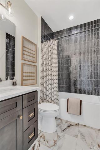 2208 Valleyview Drive, Barnhart, MO 63012