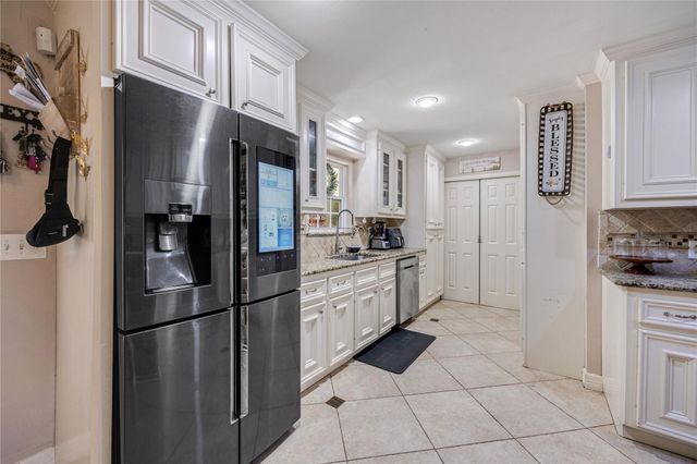 922 Gilpin Street, Houston, TX 77034