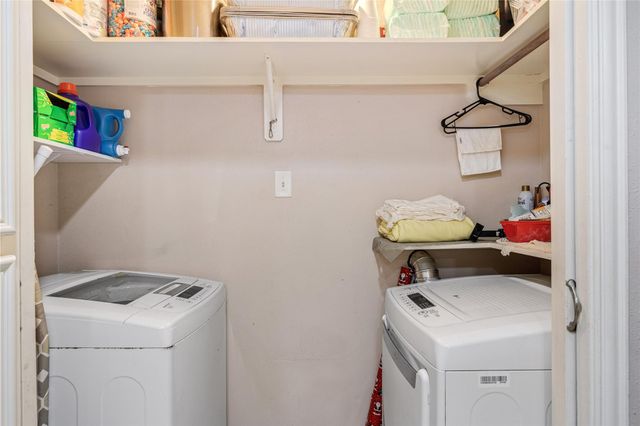 922 Gilpin Street, Houston, TX 77034