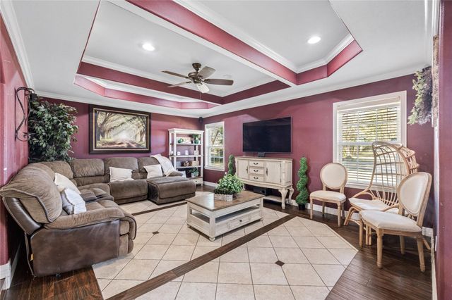 922 Gilpin Street, Houston, TX 77034