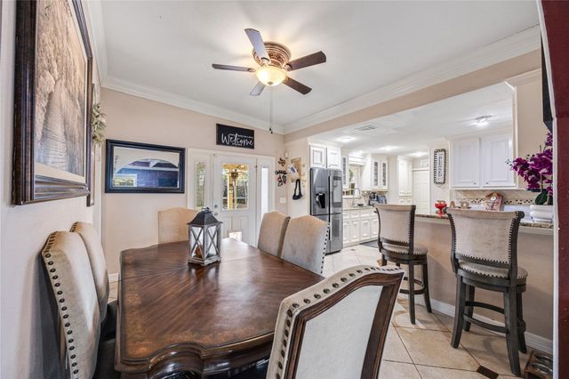 922 Gilpin Street, Houston, TX 77034