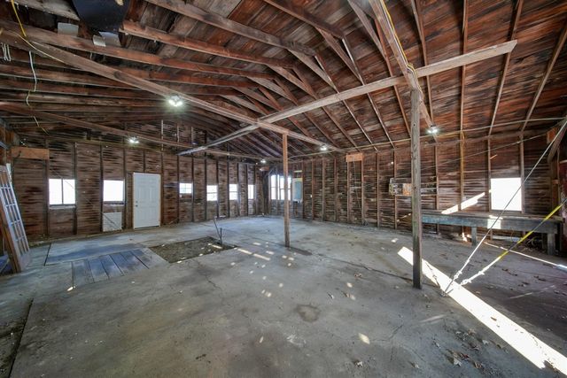 14071 Hutchison Road, Albion, MI 49224