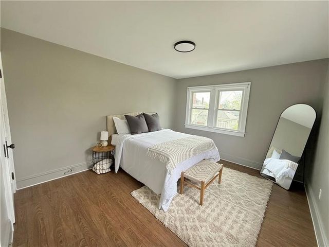 323 E Edgewood Ave, New Castle, PA 16105