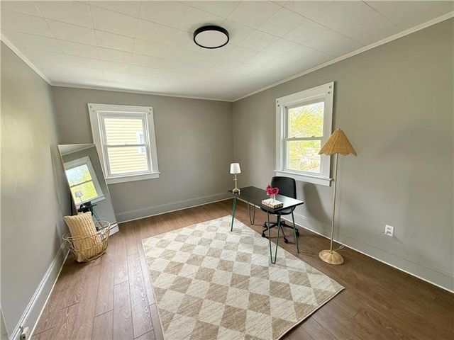 323 E Edgewood Ave, New Castle, PA 16105