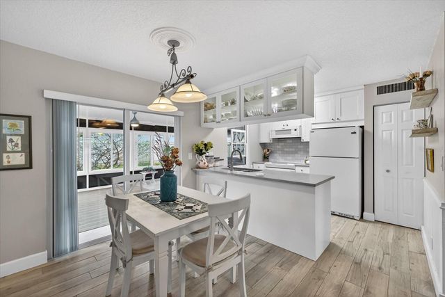 1605 AMBERLEA DRIVE N, Dunedin, FL 34698