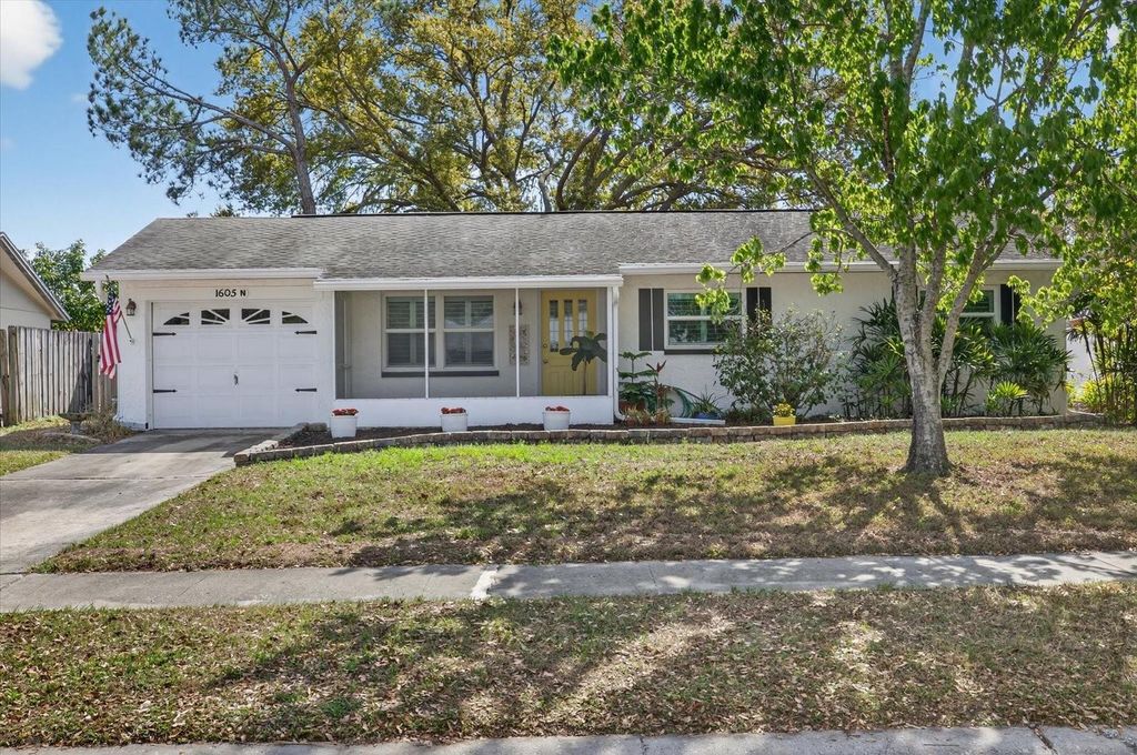 Image 1 of property listing at 1605 AMBERLEA DRIVE N, Dunedin, FL 34698