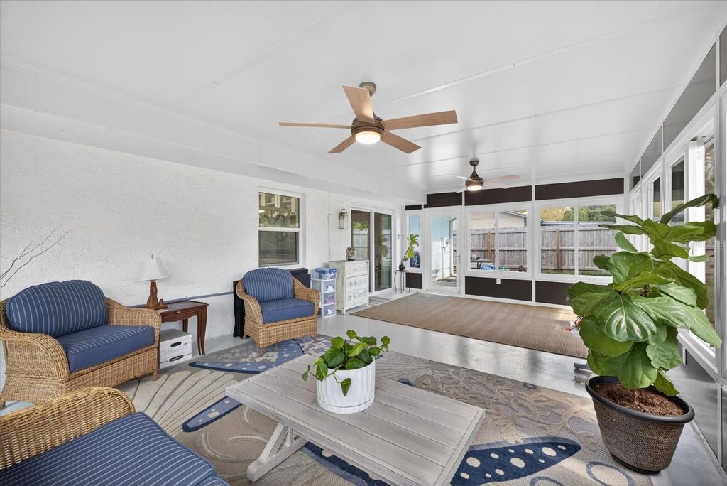 Image 20 of property listing at 1605 AMBERLEA DRIVE N, Dunedin, FL 34698