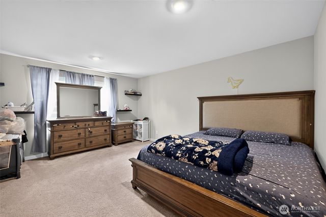 17435 129th Avenue E, Puyallup, WA 98374