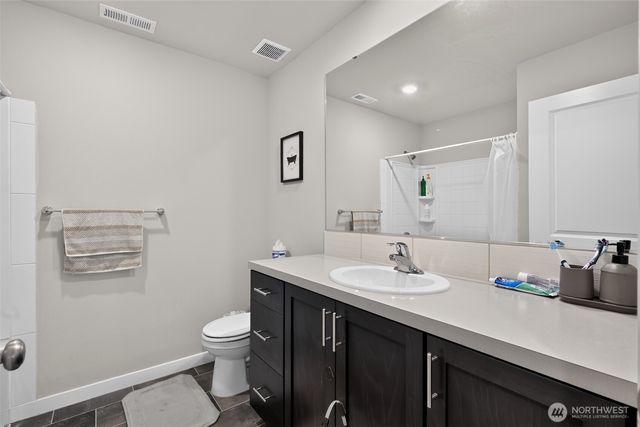 17435 129th Avenue E, Puyallup, WA 98374