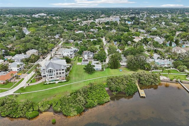 610 INDIANA AVENUE, Crystal Beach, FL 34681