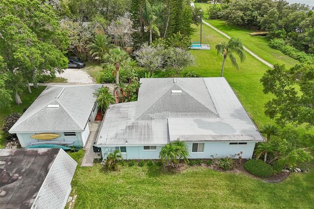 610 INDIANA AVENUE, Crystal Beach, FL 34681