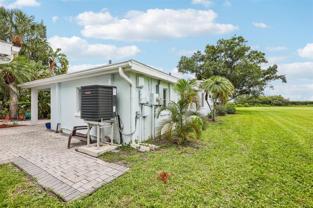 610 INDIANA AVENUE, Crystal Beach, FL 34681