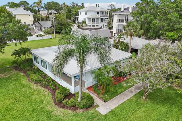 610 INDIANA AVENUE, Crystal Beach, FL 34681