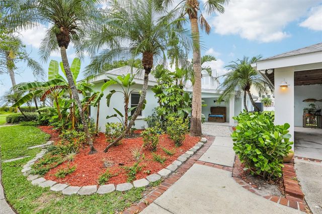 610 INDIANA AVENUE, Crystal Beach, FL 34681