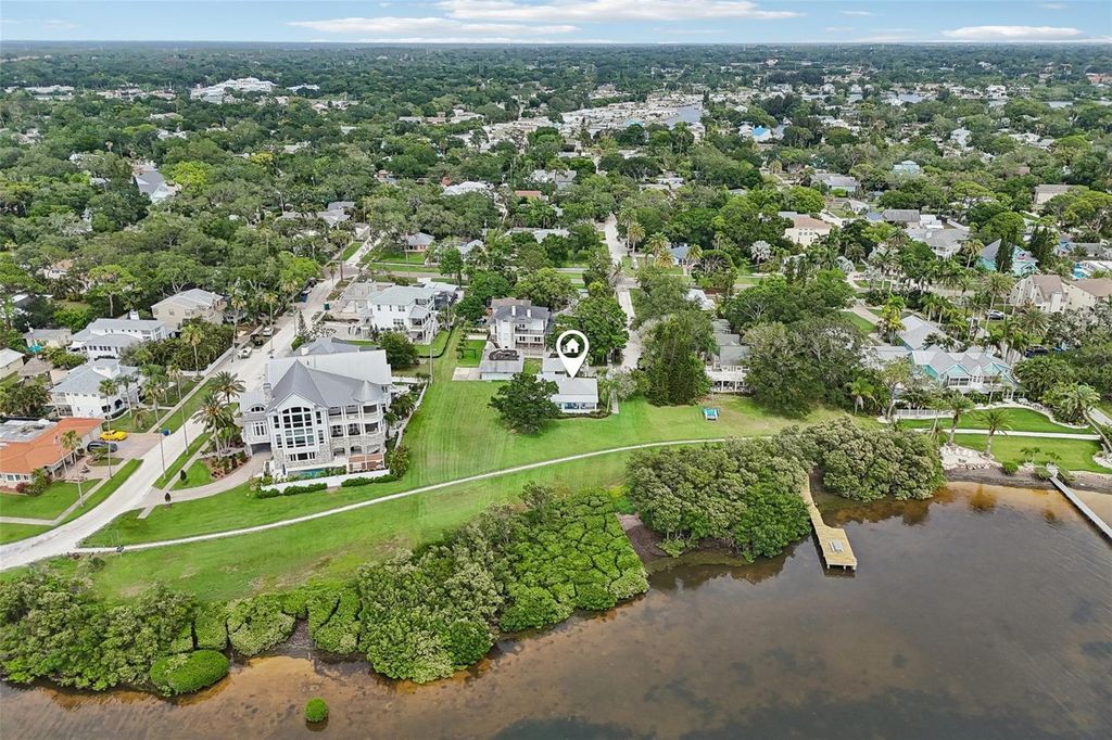 610 INDIANA AVENUE, Crystal Beach, FL 34681