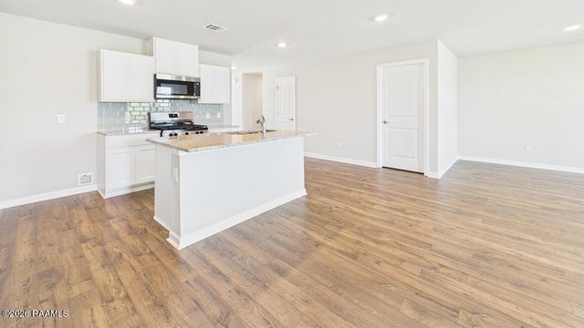 146 Grazin Court, Duson, LA 70529