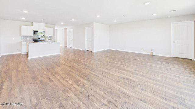 146 Grazin Court, Duson, LA 70529
