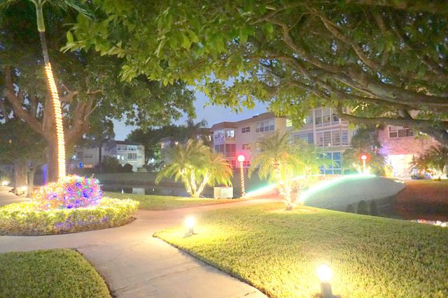 3400 NW 48th Avenue 502, Lauderdale Lakes, FL 33319