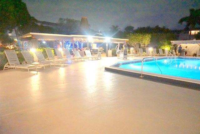 3400 NW 48th Avenue 502, Lauderdale Lakes, FL 33319