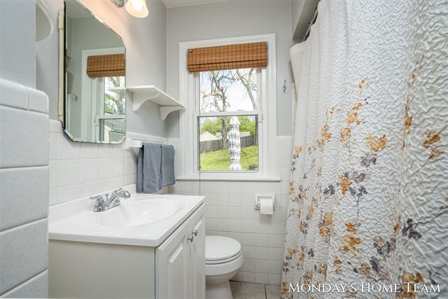 813 Everglade Drive, Grand Rapids, MI 49507