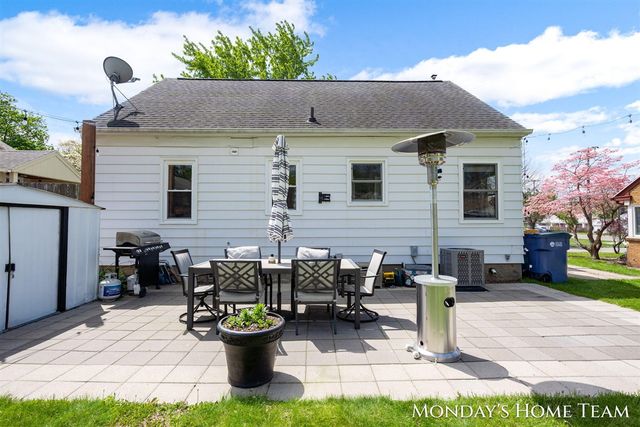 813 Everglade Drive, Grand Rapids, MI 49507