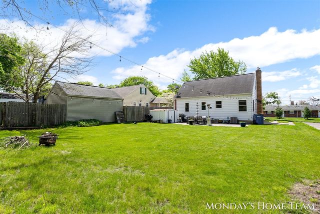 813 Everglade Drive, Grand Rapids, MI 49507