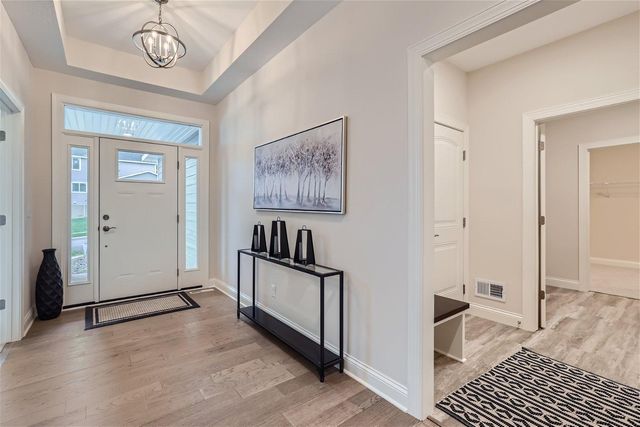 11798 Azure Lane, Inver Grove Heights, MN 55077