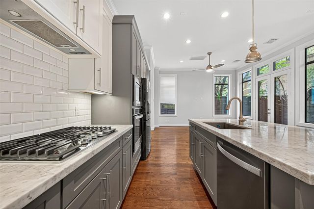 11012 Avenu Malkenu Avenue, Houston, TX 77043