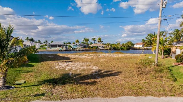 3801 NW 19th ST, Cape Coral, FL 33993